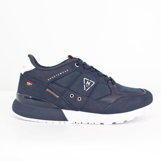 Immagine di NAVIGARE TRIBECCA LTH.