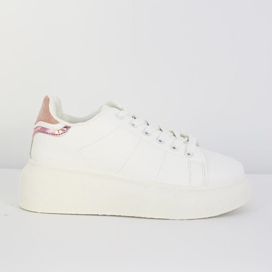 Immagine di SNEAKERS BIANCA CON PLATFORM, PATCH ROSA E LACCI FRONTALI
