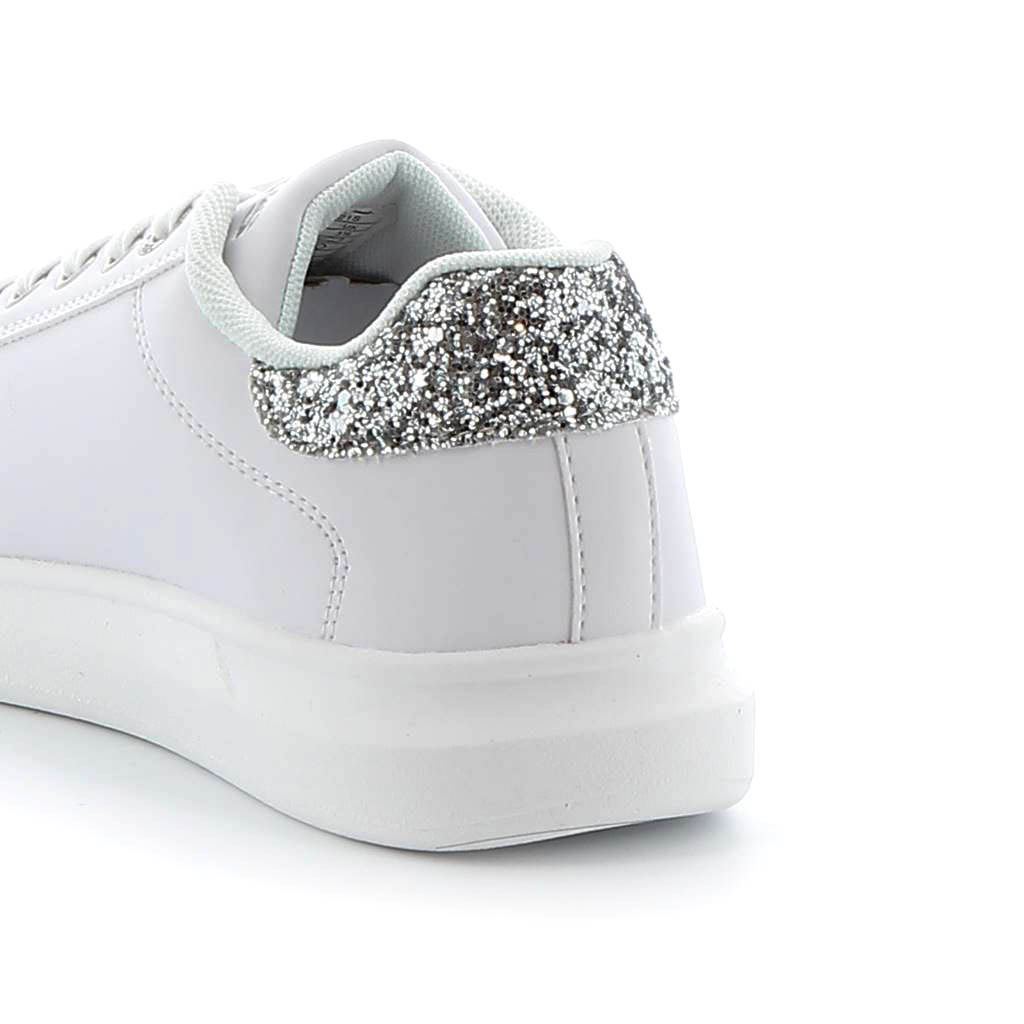 levi platform trainers
