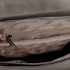 Immagine di ENRICO COLLEZIONE - Tracolla trapuntata con borchie e catena regolabile