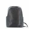 Immagine di PIQUADRO - Zaino in VERA PELLE con doppia tasca porta PC 15,6'' e tasche porta ombrello e bottiglia laterali
