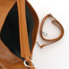 Immagine di DAVID JONES - Borsa a sacca con zip oblique laterali con pennacchi e tracolla rimovibile