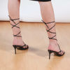 Immagine di MISS GLOBO - Sandalo infradito lace up con punta quadrata, tacco 7,5CM