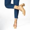 Immagine di TATOO - Décolleté beige slingback con morsetto dorato, tacco 5CM
