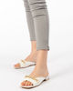 Immagine di MY JEWELS - Ciabatte bianca flatform  con catena e punta squadrata