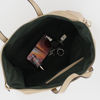 Immagine di CARRERA - BORSA DUE MANICI BEIGE CON TASCHE FRONTALI E TRACOLLA REMOVIBILE