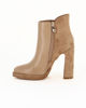 Immagine di LAURA BIAGIOTTI - Tronchetto beige bimateriale  con zip laterale, tacco 10,5cm