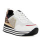 Immagine di MISS GLOBO -  Sneakers donna bianca con strass e comoda suola platform bianca a righe