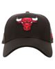 Immagine di NEW ERA - Cappello chicago bulls nero con strappo posteriore
