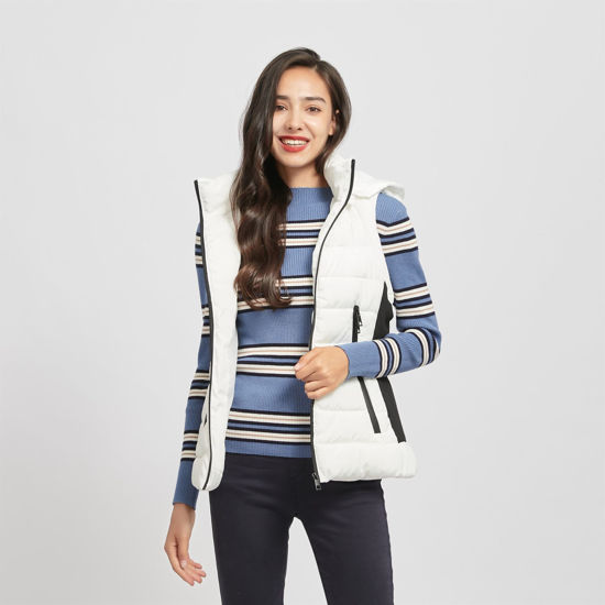 Immagine di GILET CON CAPPUCCIO