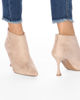 Immagine di MISS GLOBO - Tronchetto beige scamosciato a punta, con zip posteriore - tacco 8,5