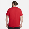 Immagine di NIKE - T shirt girocollo da uomo rossa con logo bianco