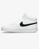 Immagine di NIKE - Sneakers alta da uomo bianca con logo nero - COURT VISION MID NN