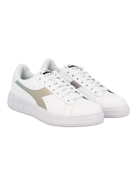 DIADORA - Sneakers da donna bianca con logo argento metallizzato e  dettaglio posteriore bianco glitter - STEP P SHIMMER Previous  productDIADORA 