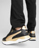 Immagine di PUMA - Sneakers da donna nera e oro laminato con suola in memory foam - R78 VOYAGE SPACE METALLICS