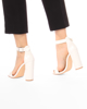 Immagine di MISS GLOBO - Sandalo bianco con punta quadrata e cinturino alla caviglia, tacco 9,5CM