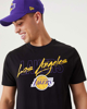 Immagine di NEW ERA - T shirt da uomo nera in cotone con logo Los Angeles Lakers