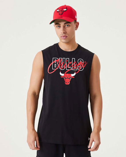 Immagine di NEW ERA - Canotta bianca da uomo in cotone con logo Chicago Bulls
