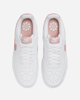 Immagine di NIKE - Sneakers da donna bianca e rosa con lacci - COURT VISION LOW NN