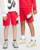 Immagine di NIKE - Pantaloni corti da bambino rossi con logo bianco e nero