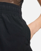 Immagine di NIKE - Minigonna nera a vita alta con logo bianco e lacci