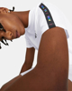 Immagine di PUMA - T shirt girocollo da uomo bianca con stampa logo laterale colorata