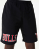 Immagine di NEW ERA - Pantalone corto da uomo nero con logo Chicago Bulls