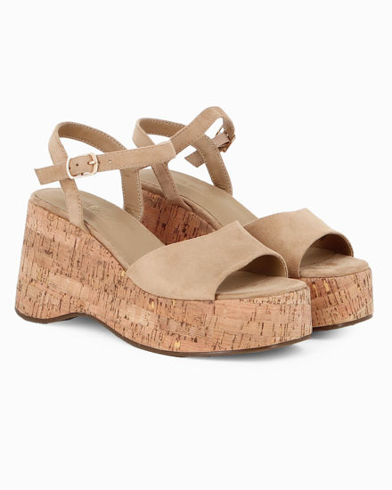 Immagine di MISS GLOBO - Sandalo beige scamosciato con cinturino alla caviglia e zeppa in sughero 8CM