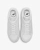 Immagine di NIKE - Sneaker da donna bianca in VERA PELLE  con suola spessa - COURT LEGACY LIFT