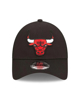 Immagine di NEW ERA - Cappello nero regolabile con logo pannello posteriore in mesh e logo Chicago Bulls - 9 FORTY