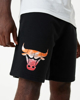 Immagine di NEW ERA - Pantaloni corti neri con logo Chicago Bulls