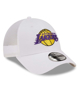 Immagine di NEW ERA - Cappello regolabile bianco con pannello posteriore in mesh e logo Lakers- 9FORTY