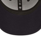 Immagine di NEW ERA - Cappello nero regolabile con logo lilla gradiente - 9 FORTY