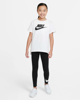 Immagine di NIKE - T shirt da bambina bianca con logo nero