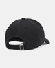 Immagine di UNDER ARMOR - Cappello nero in materiale traspirante con cinturino regolabile e logo bianco