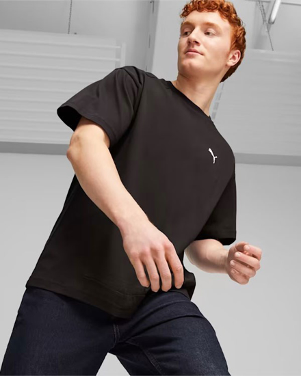 Immagine di PUMA - T shirt da uomo nera relaxed fit con logo bianco