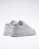 Immagine di REEBOK - Sneaker da uomo bianca con logo verde - COURT ADVANCE