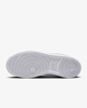 Immagine di NIKE - Sneaker da donna bianca e argento con lacci - COURT VISION LOW NN
