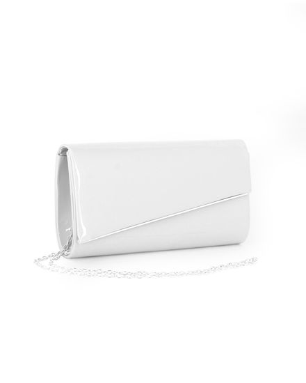 Immagine di MISS GLOBO - Pochette bianca in vernice con patta taglio diagonale