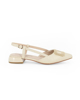 Immagine di MISS GLOBO - Ballerina slingback beige con accessorio sulla punta e sottopiede in MEMORY SOFT, tacco 2,5CM