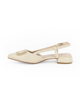 Immagine di MISS GLOBO - Ballerina slingback beige con accessorio sulla punta e sottopiede in MEMORY SOFT, tacco 2,5CM