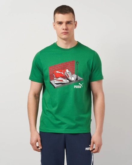 Immagine di PUMA - T-SHIRT DA UOMO GRAPHICS SNEAKER BOX VERDE- 680175-86