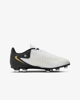 Immagine di NIKE - SCARPA PHANTOM GX II CLUB FG/MG DA RAGAZZO, NUMERATA  35.5/38.5 - FJ2600-100