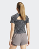 Immagine di ADIDAS - T-SHIRT MM AOP FLOWER TEE DA DONNA GRIGIA - IN4300