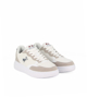 Immagine di RIFLE - Sneaker bianca e beige in tela con pach blu