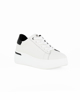 Immagine di MISS GLOBO - Scarpa sneakers bianca in VERA PELLE con patch nera