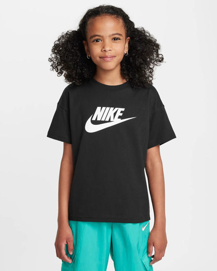 Immagine di NIKE - T-SHIRT SPORTSWEAR KIDS NERA - FZ5540/010