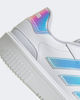 Immagine di ADIDAS - SCARPA COURTBLOCK BOLD BIANCA CON BANDE IRIDESCENTI JI2205
