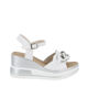 Immagine di MISS GLOBO - Sandalo platform bianco con sottopiede in memory soft e catena, tacco 7CM