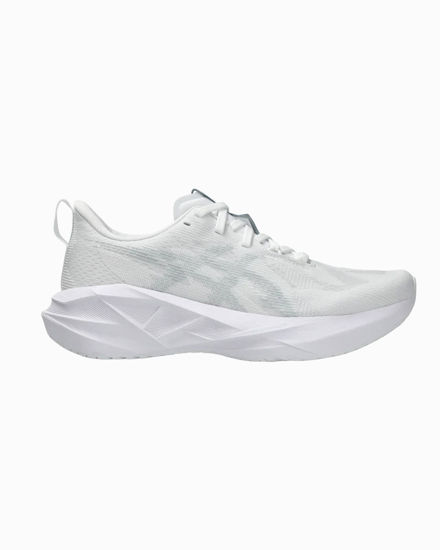 Immagine di ASICS - SNEAKERS DA DONNA NOVABLAST 5 BIANCA E GRIGIA - 1012B765-100